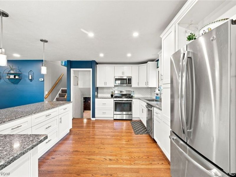 18082 Kenston Lake Drive, Chagrin Falls, OH 44023 Photo 8
