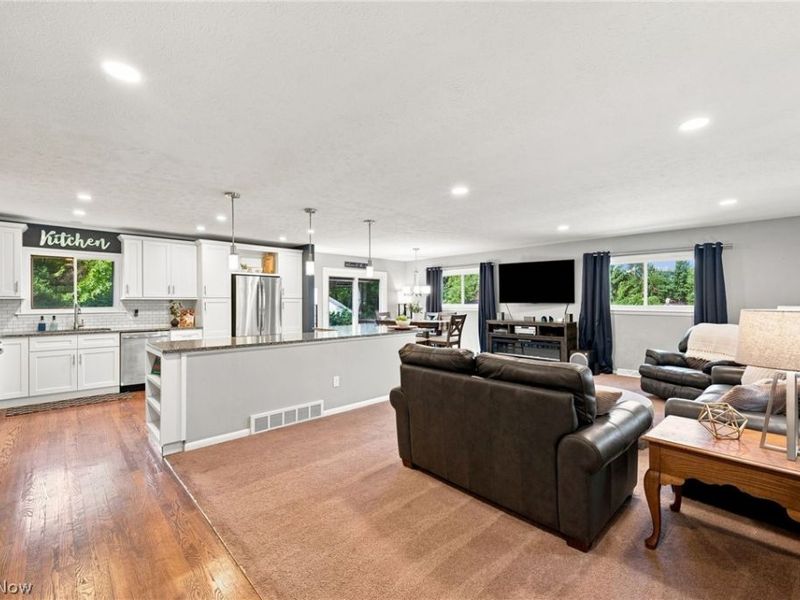 18082 Kenston Lake Drive, Chagrin Falls, OH 44023 Photo 9