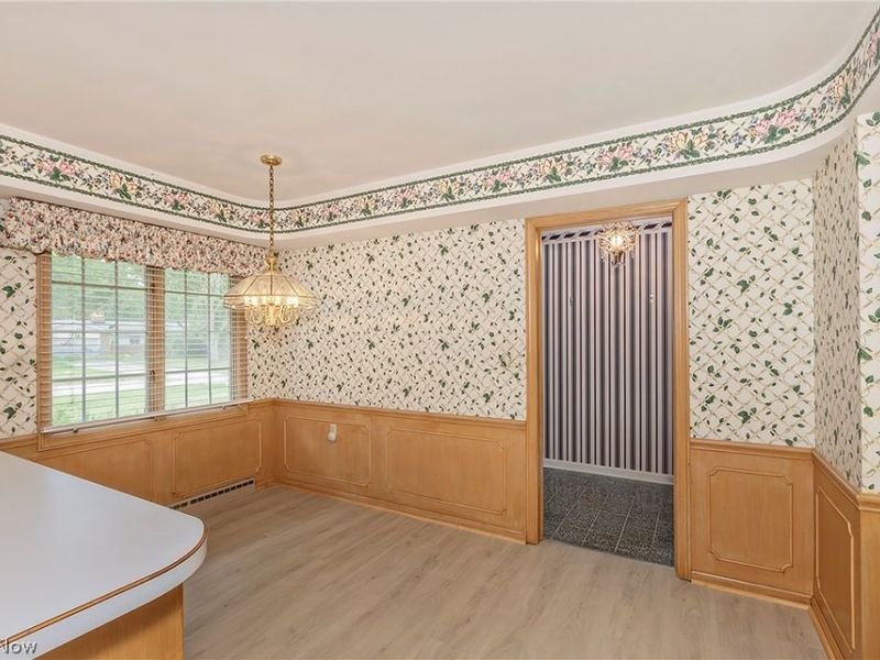 1987 Burlington Road, Akron, OH 44313 Photo 19