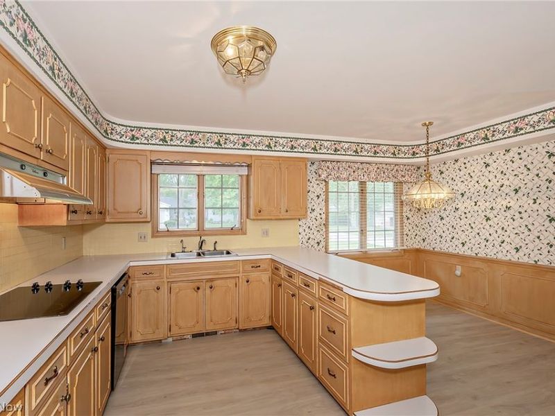 1987 Burlington Road, Akron, OH 44313 Photo 20