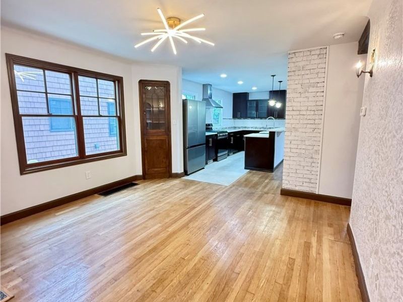 2045 Reveley Avenue, Lakewood, OH 44107 Photo 8