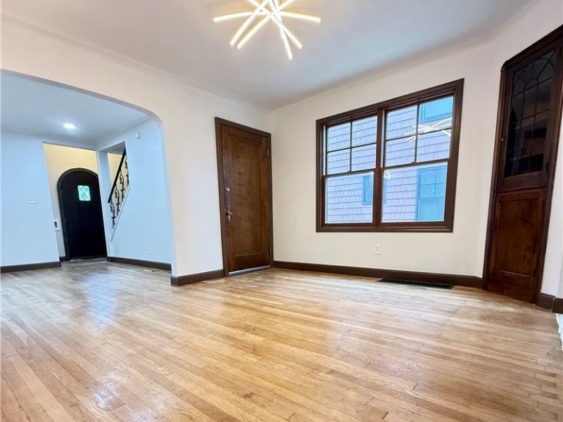 2045 Reveley Avenue, Lakewood, OH 44107 Photo 9