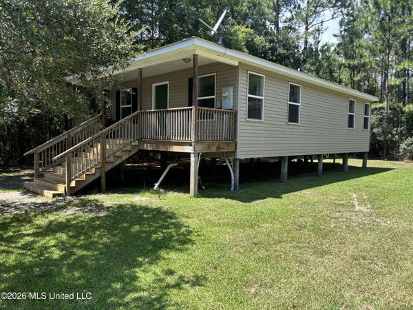 6192 E Ridley Street, Bay Saint Louis, MS 39520