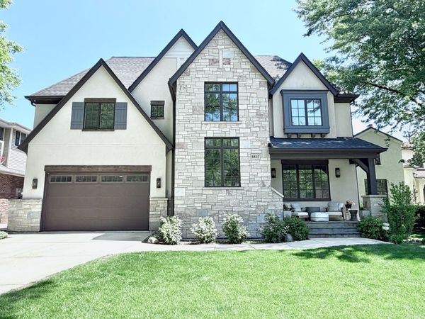 4837 Montgomery Avenue , Downers Grove, IL 60515