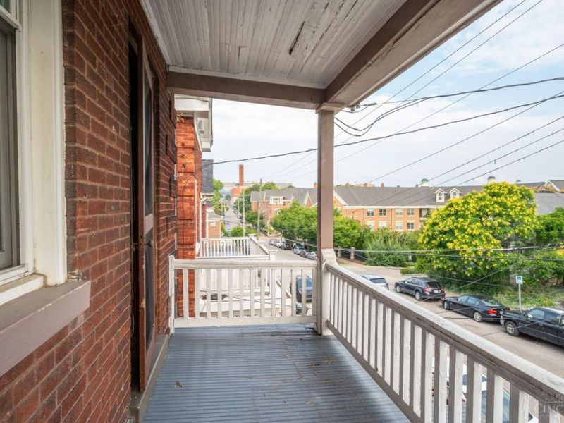 221 E Rochelle Street, Cincinnati, OH 45219 Photo 17