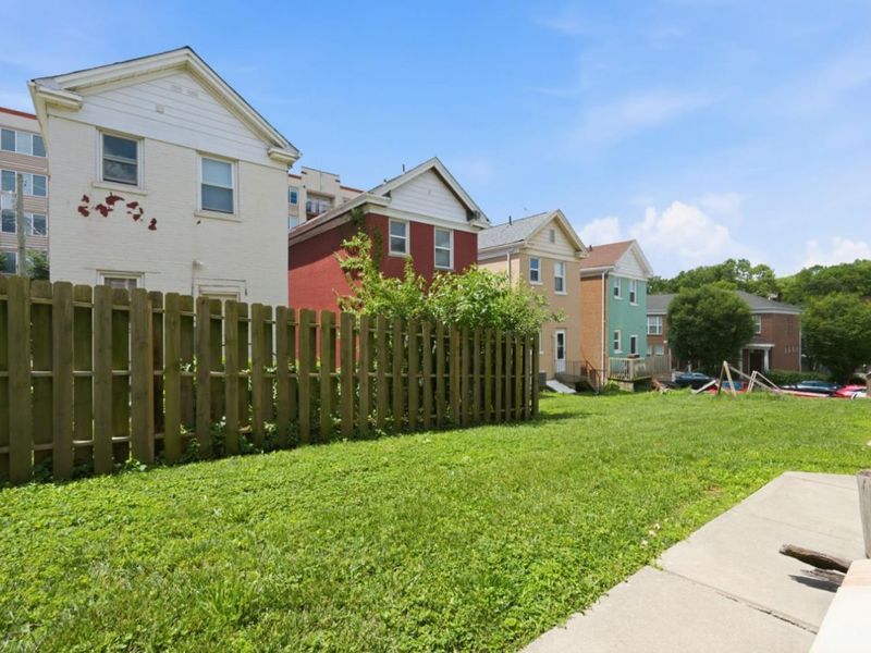 221 E Rochelle Street, Cincinnati, OH 45219 Photo 19