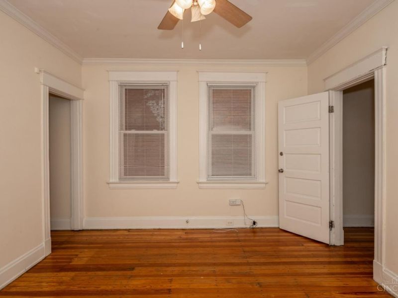 221 E Rochelle Street, Cincinnati, OH 45219 Photo 7