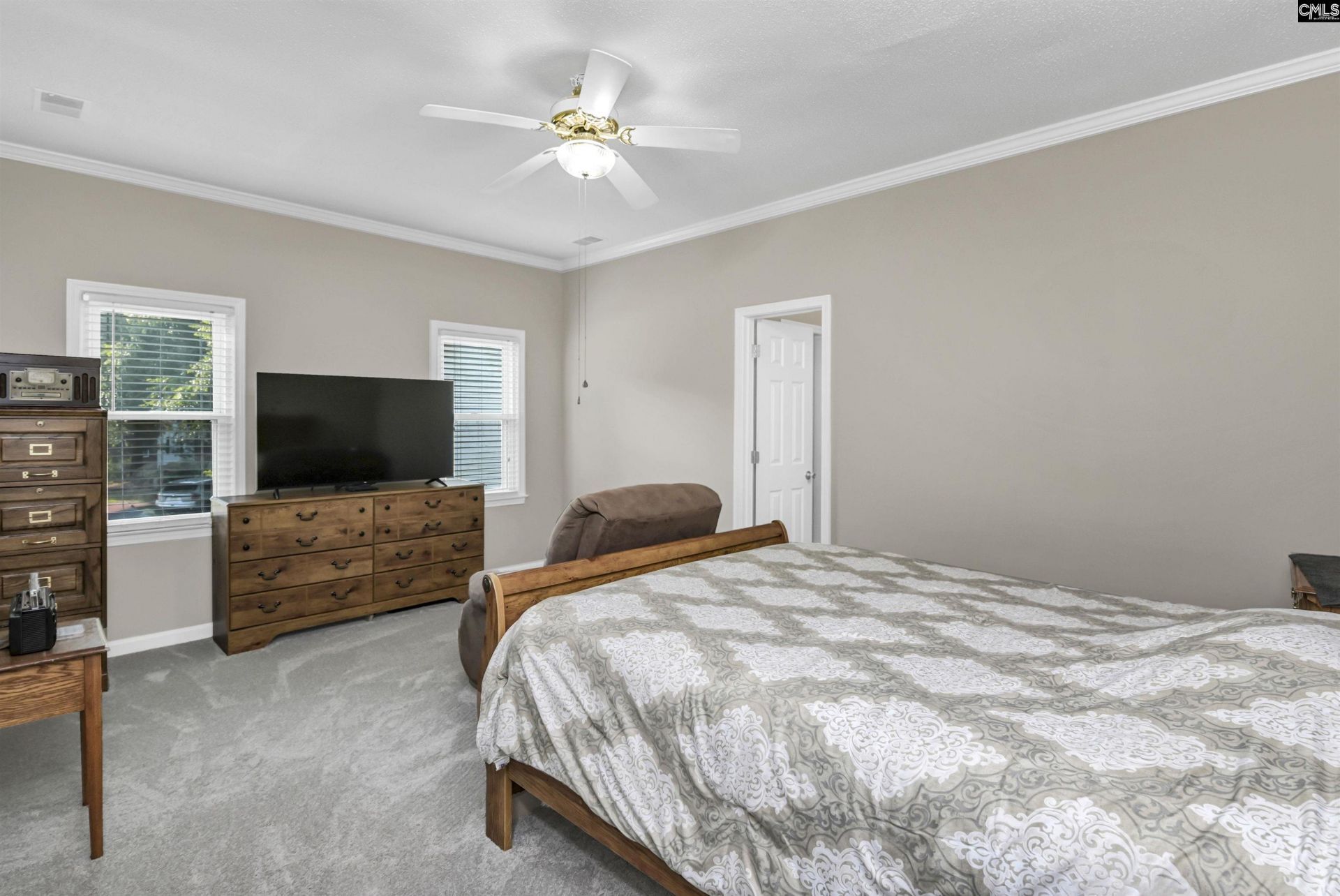 431 Saddlebrooke Road  Photo 11