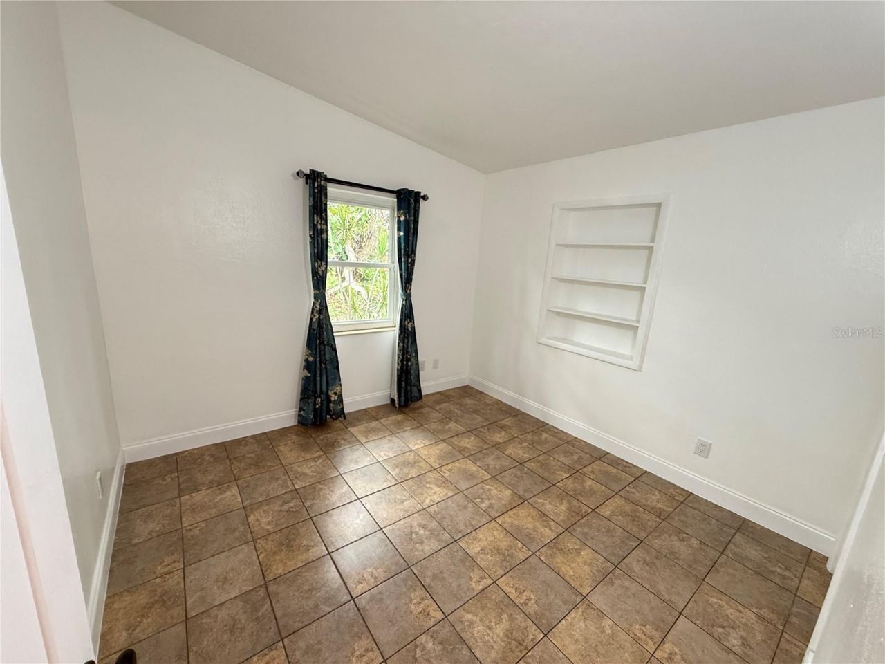 4394 Pompano Drive Se, Saint Petersburg, FL 33705 Photo