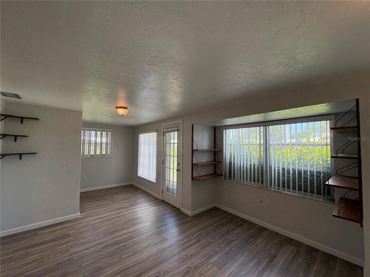 3276 Brunswick Lane, Unit 705, Sarasota, FL 34239 Photo