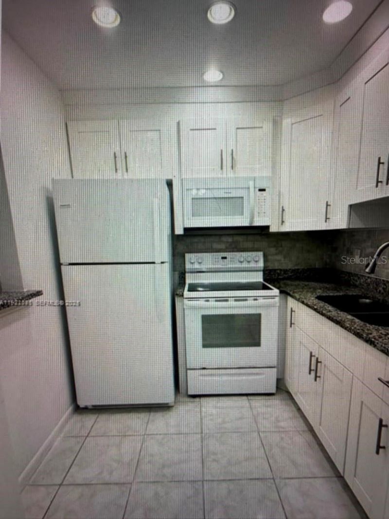 163 Coventry G , Unit 163, West Palm Beach, FL 33417 Photo