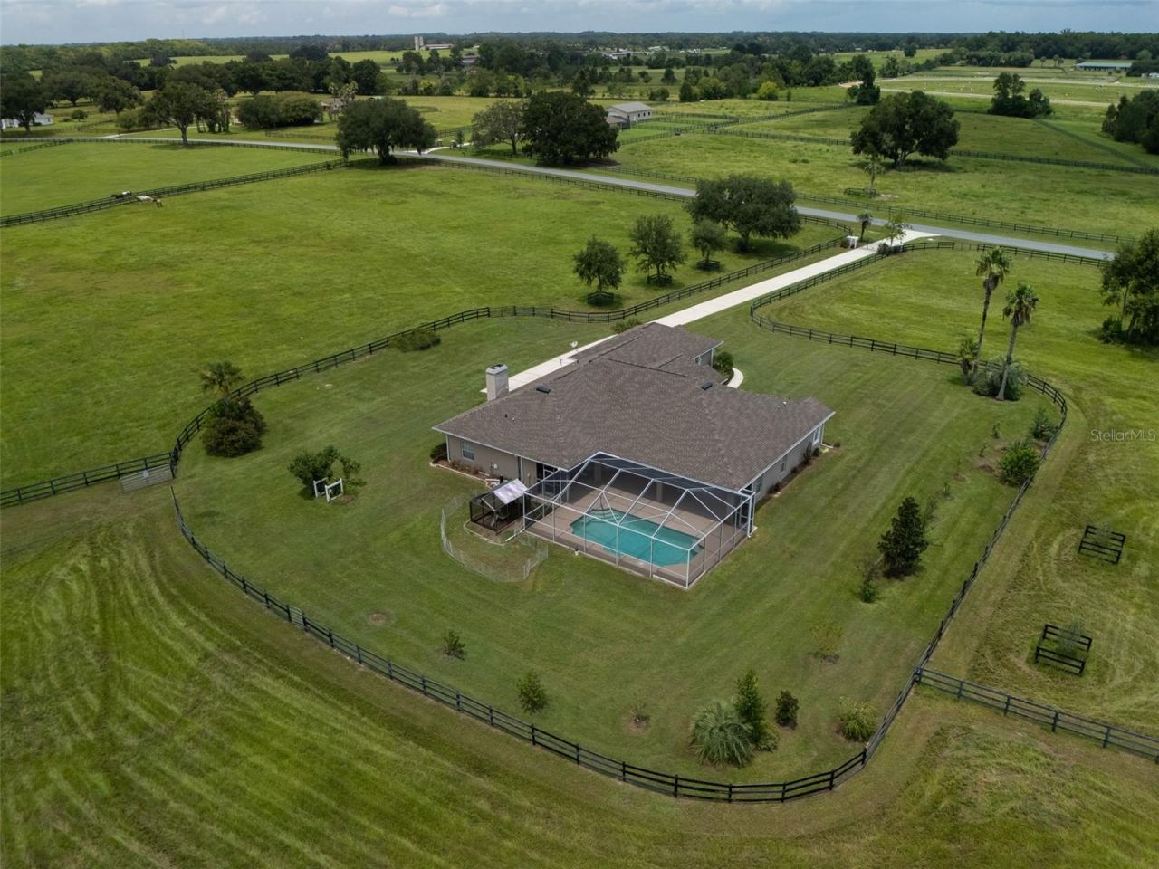 1500 NW 114th Loop, Ocala, FL 34475 Photo