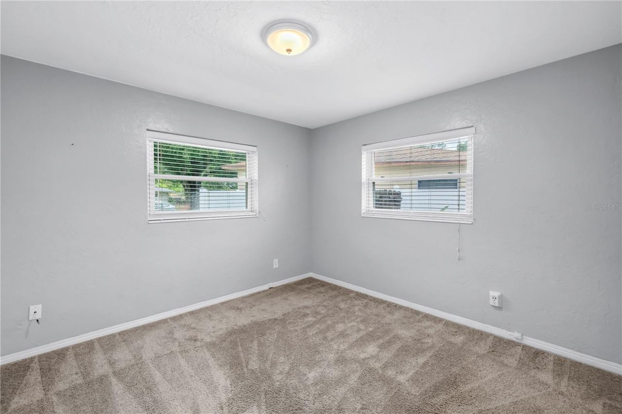 6195 28th Avenue N, Saint Petersburg, FL 33710 Photo