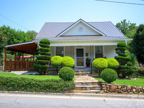 580 Baldwin Avenue , Marion, NC 28752
