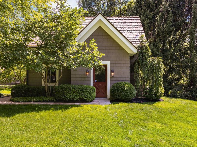 305 N Parkview Avenue , Columbus, OH 43209 Photo 27