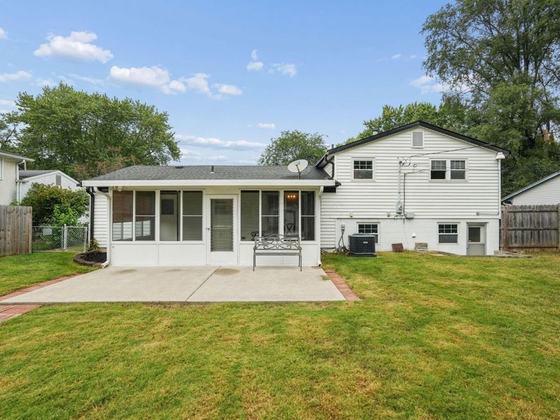 4977 Warminster Drive, Columbus, OH 43232 Photo 23