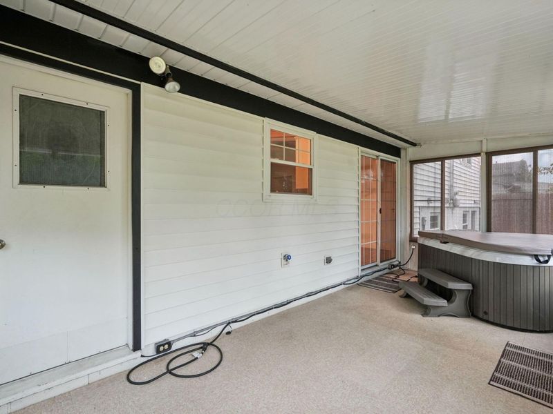 4977 Warminster Drive, Columbus, OH 43232 Photo 24