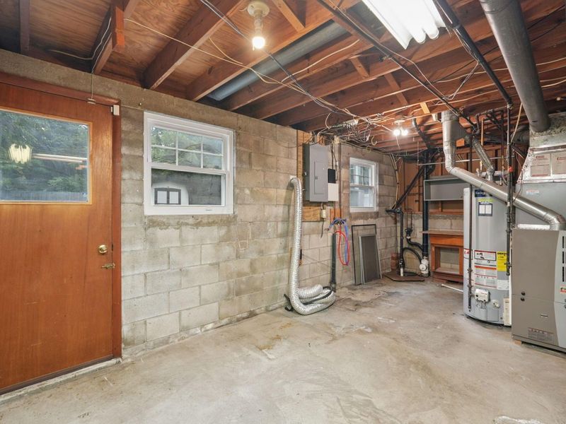 4977 Warminster Drive, Columbus, OH 43232 Photo 30