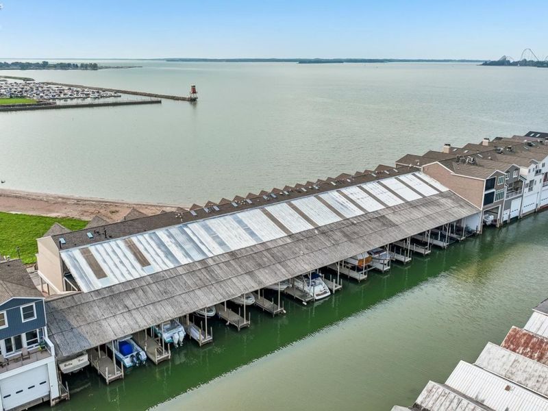 544 Nantucket Drive, Sandusky, OH 44870 Photo 2