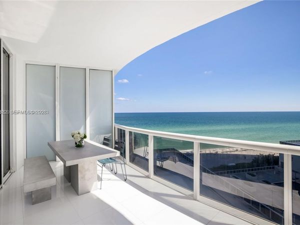 15901 Collins Ave, Unit 707, Sunny Isles Beach, FL 33160
