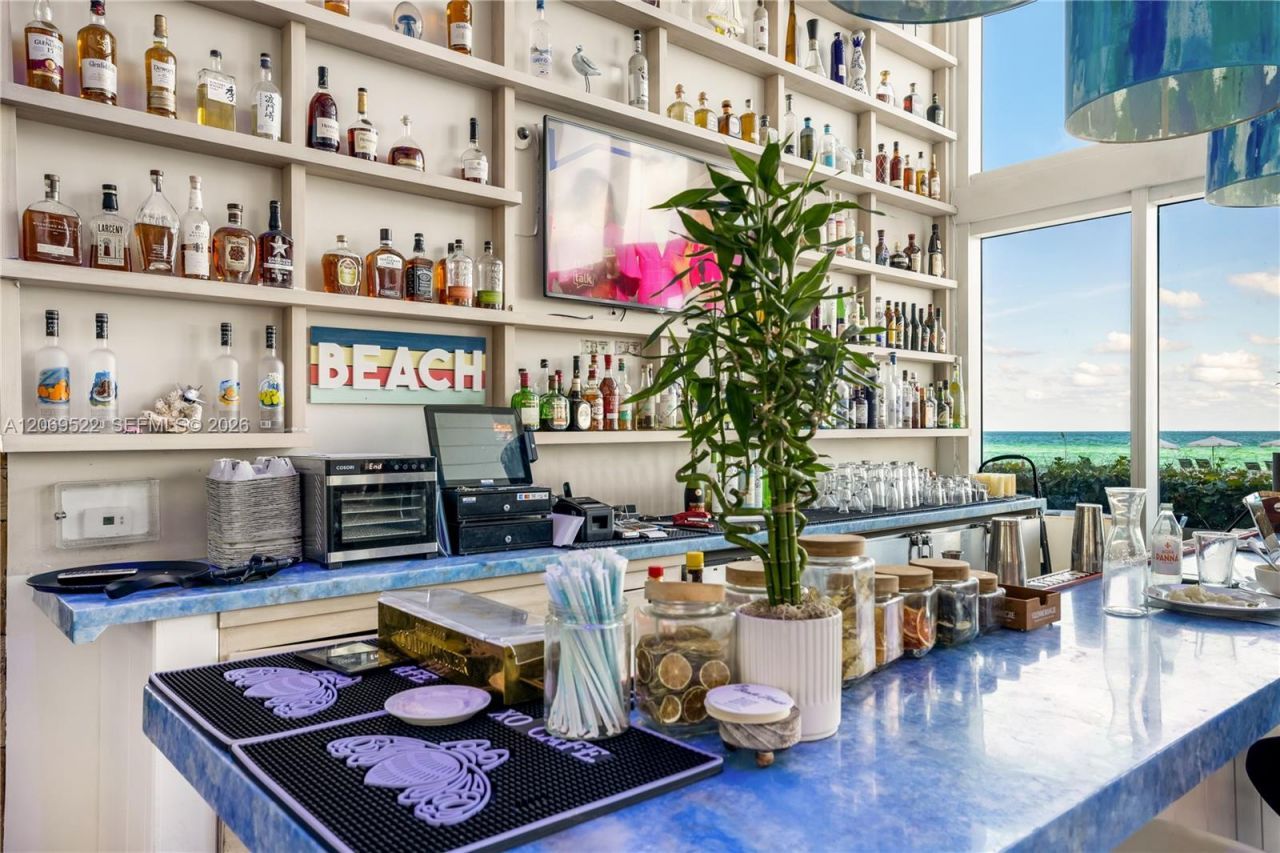 15901 Collins Ave, Unit 707, Sunny Isles Beach, FL 33160 Photo