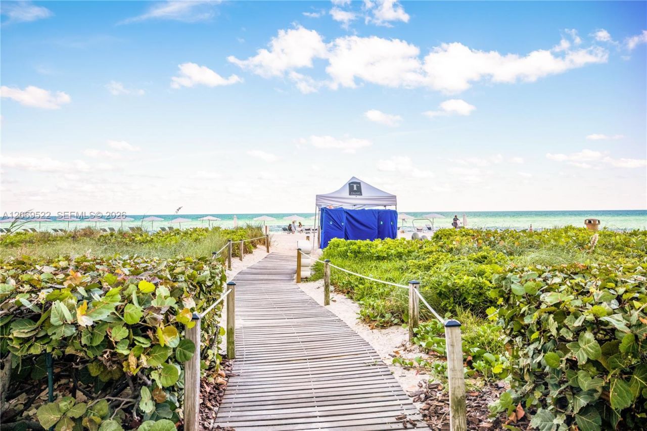 15901 Collins Ave, Unit 707, Sunny Isles Beach, FL 33160 Photo