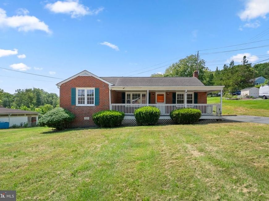 25810 Frederick, Clarksburg, MD 20871 Main Photo