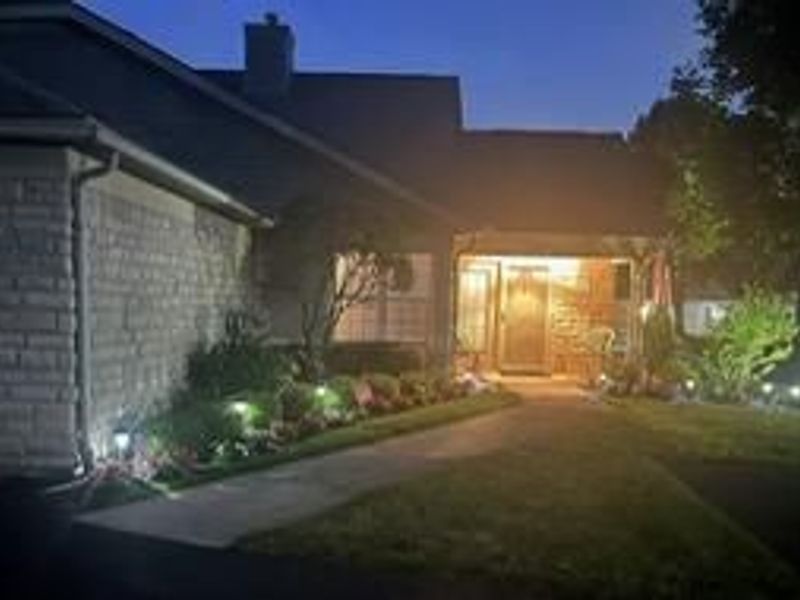 5310 Knotting Woods Drive, Westerville, OH 43081 Photo 3