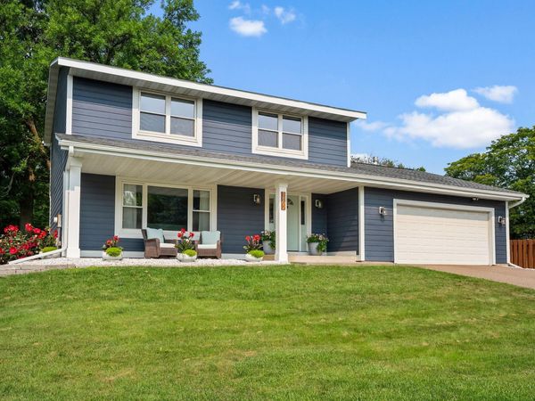 1802 Evergreen Court, Woodbury, MN 55125