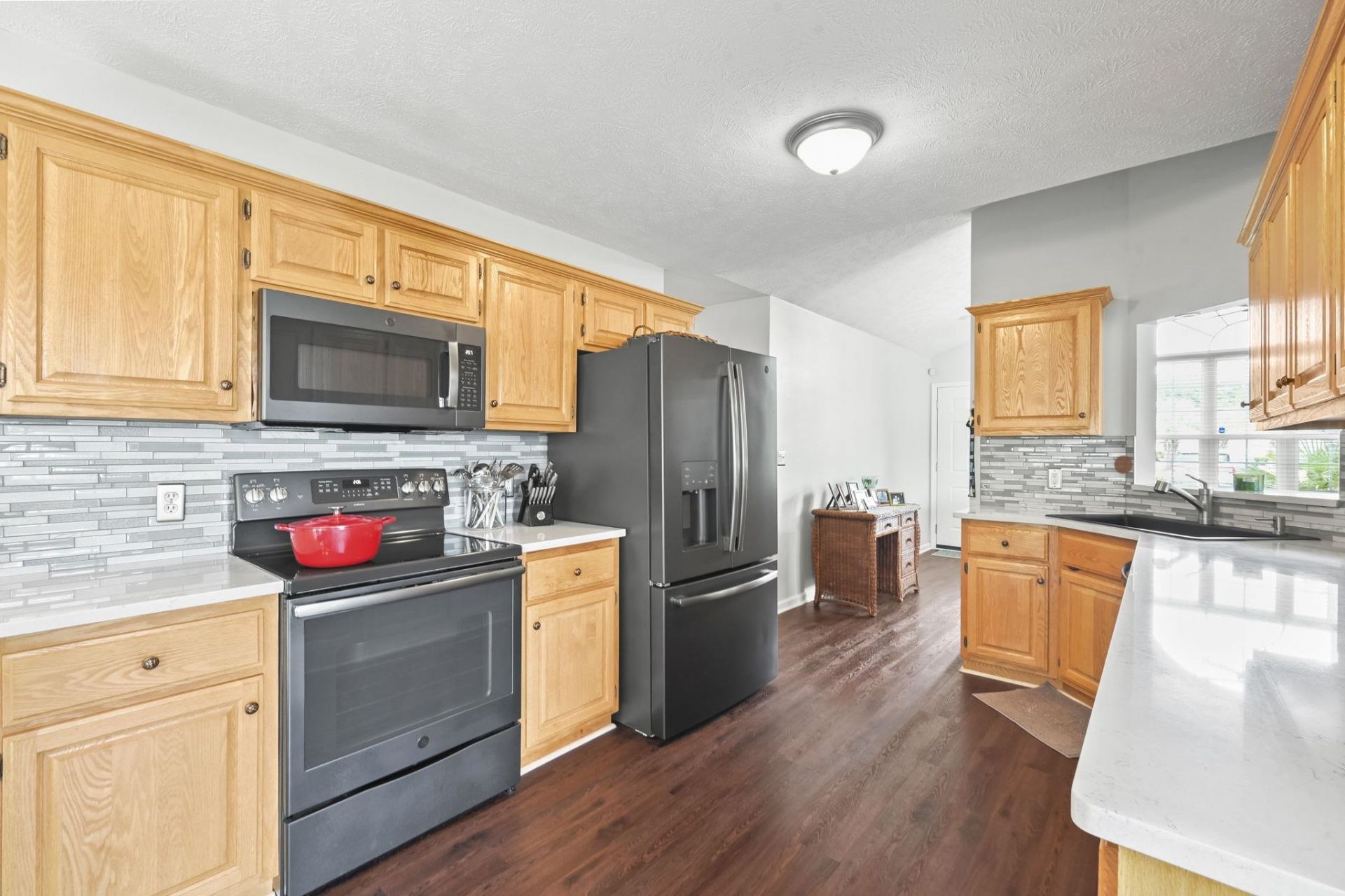 1505 Riley Ct. Photo 12