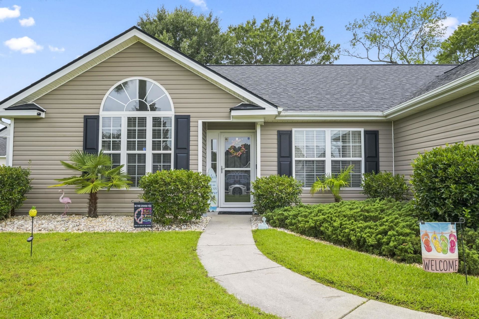 1505 Riley Ct. Photo 2