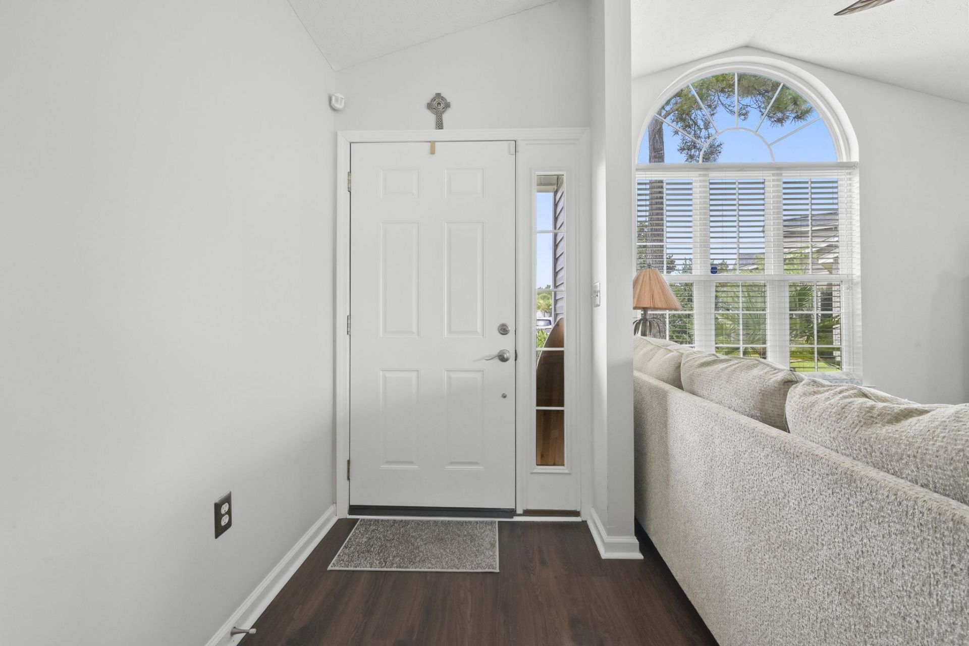 1505 Riley Ct. Photo 5
