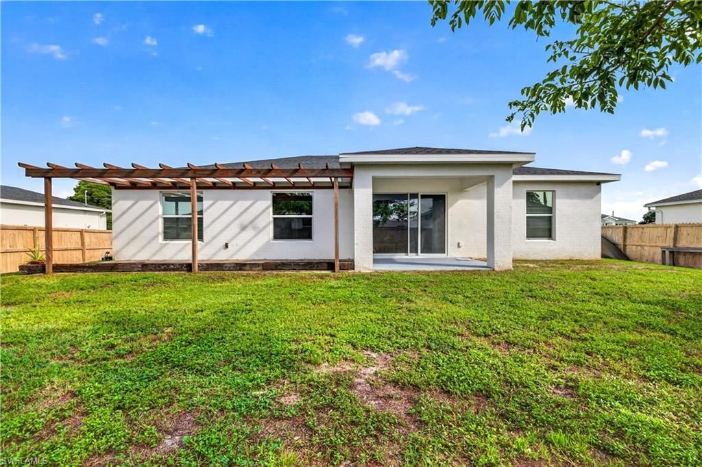 204 NW 28th Ter , Cape Coral, FL 33993 Photo
