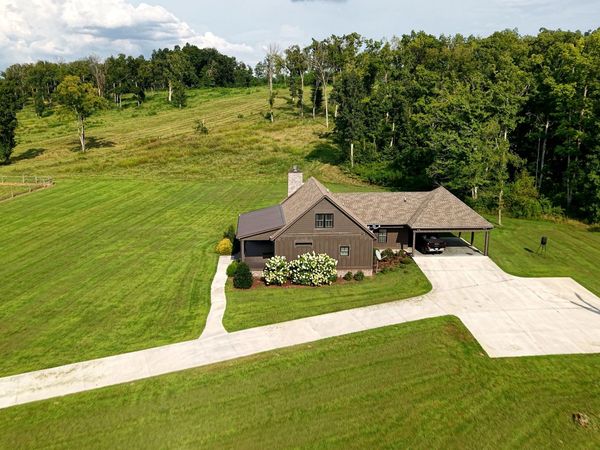 2550 Fairfield Pike , Shelbyville, TN 37160