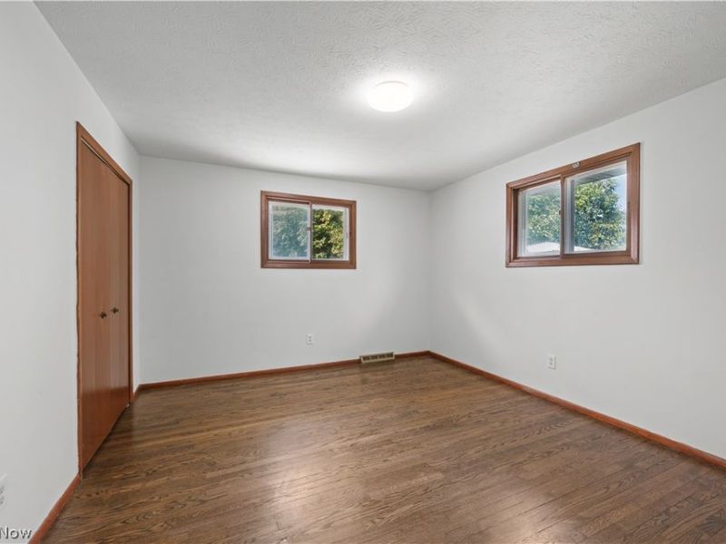 717 E 240th Street, Euclid, OH 44123 Photo 11