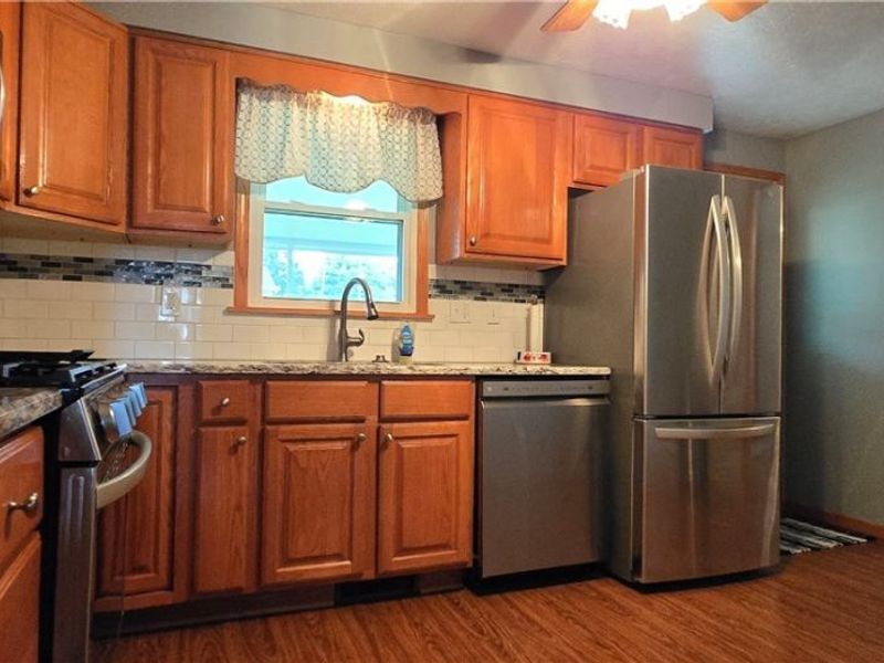 3002 Hinde Avenue, Sandusky, OH 44870 Photo 8