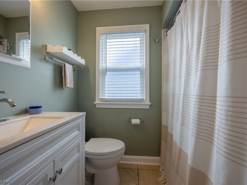 1210 E Miner Road, Mayfield Heights, OH 44124 Photo 18