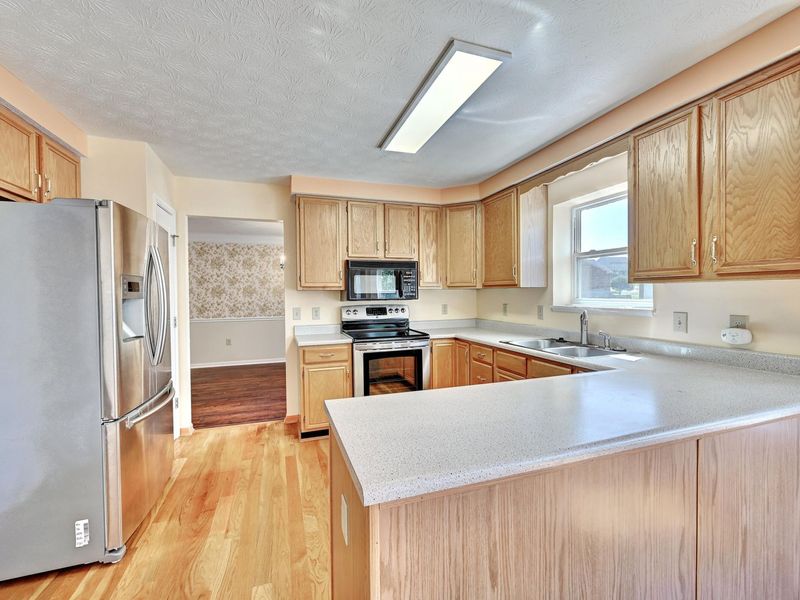 7819 Stockton Way, Florence, KY 41042 Photo 9