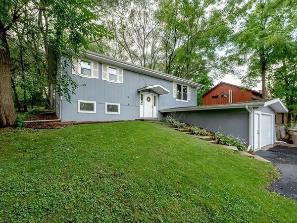 6109 Old Middleton Road, Madison, WI 53705