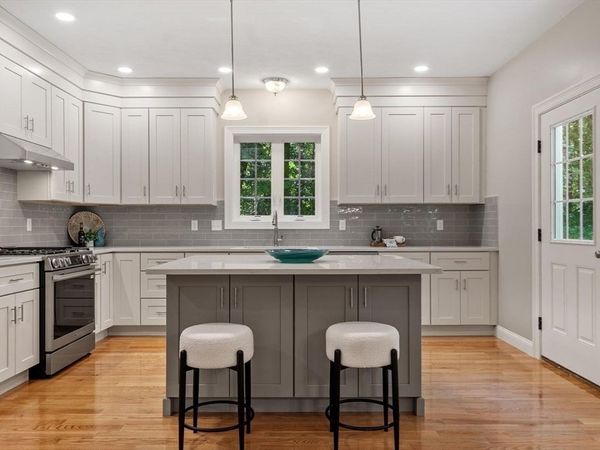 6 Jewett Rd, Sterling, MA 01564