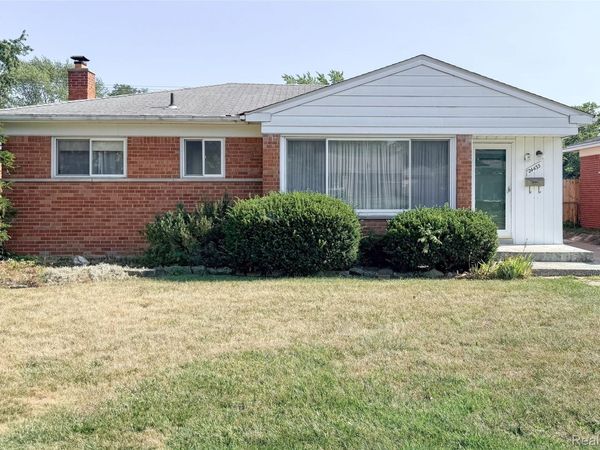 24433 Champaign Street , Taylor, Mi 48180