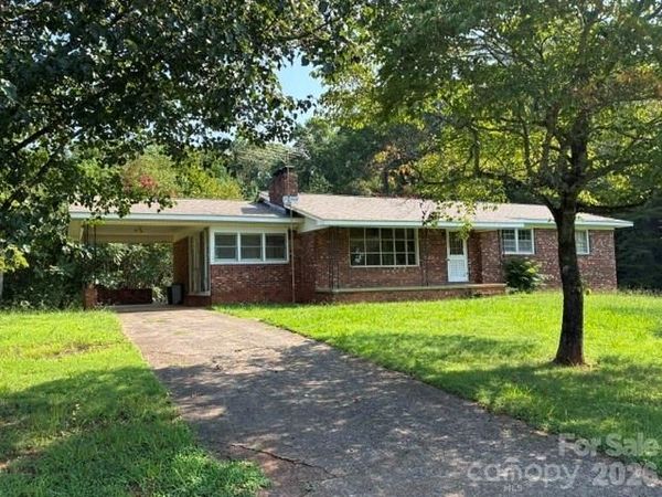 1200 Centennial Road , Union Mills, NC 28167