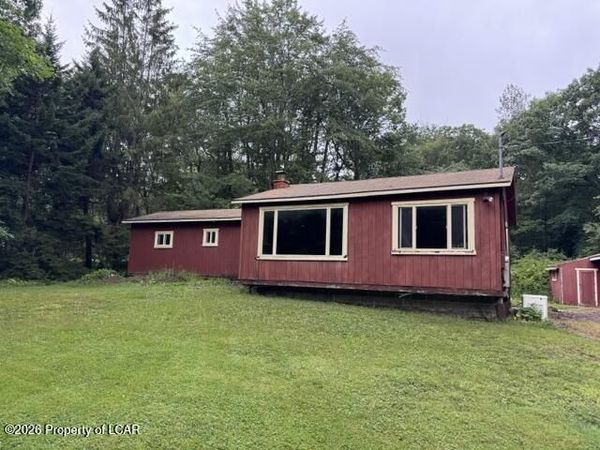 1303 Meadow Run Road, Bear Creek, PA 18702