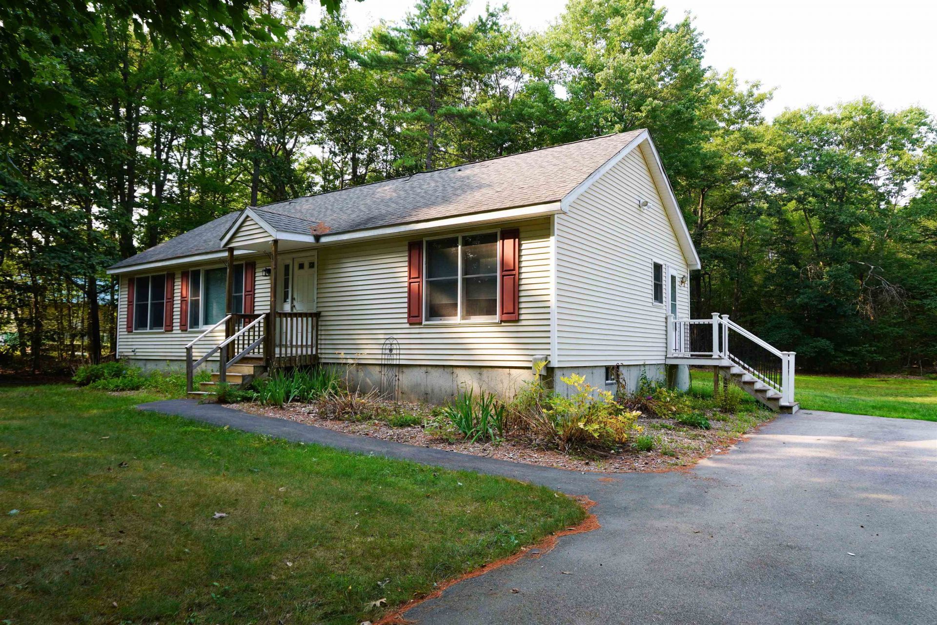 729 Acton Ridge Road, Wakefield, NH 03830 Main Photo