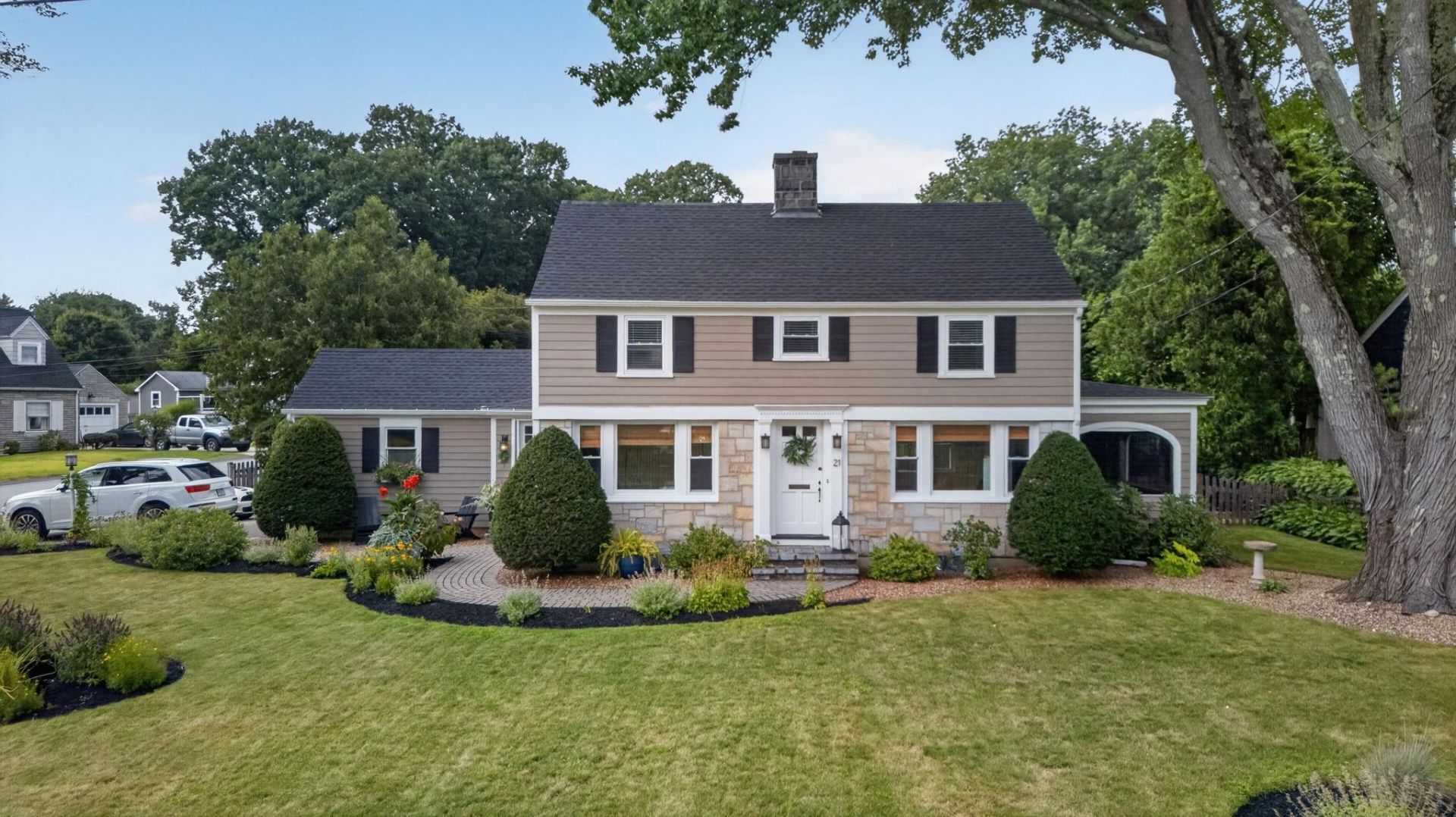 21 Ashland Street, Nashua, NH 03064 Main Photo