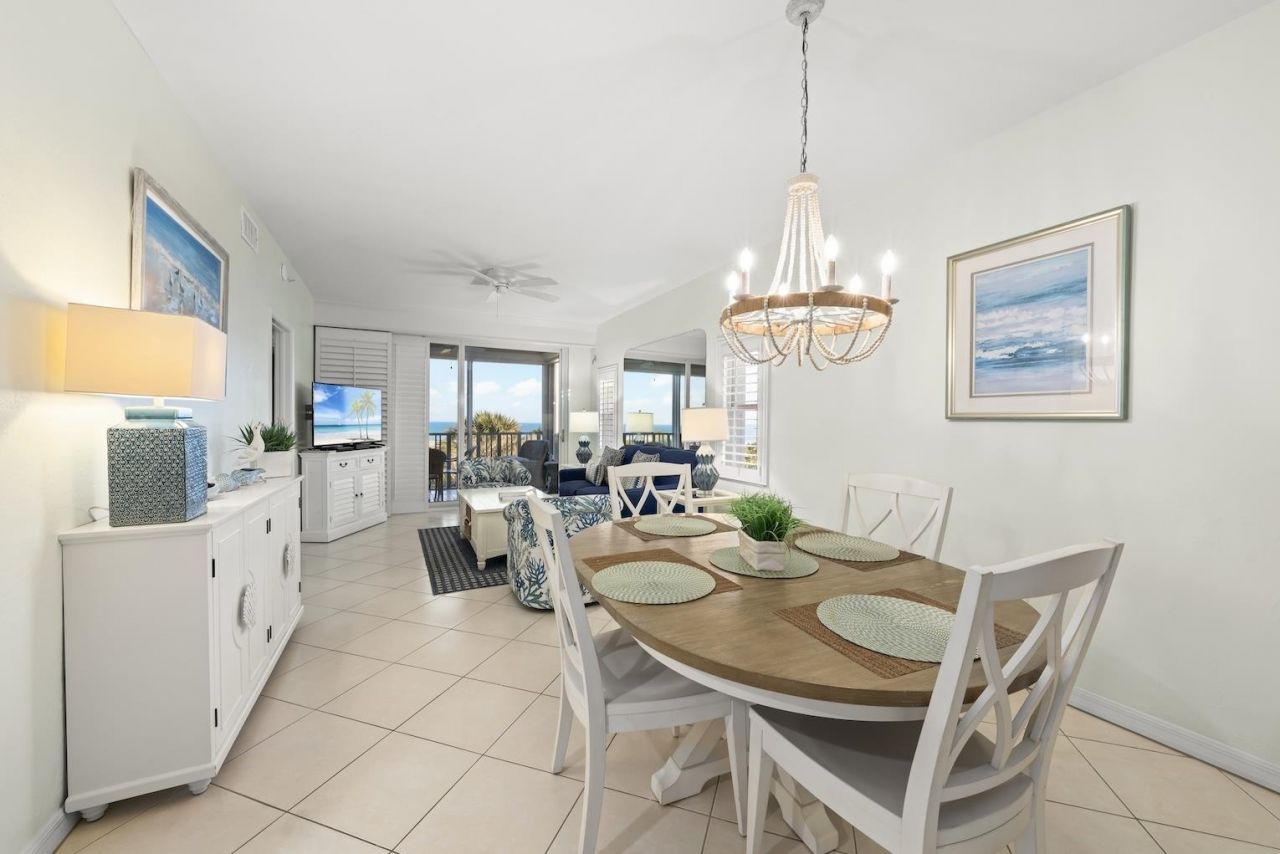 255 Periwinkle Way, Unit 5B, Sanibel, FL 33957 Photo