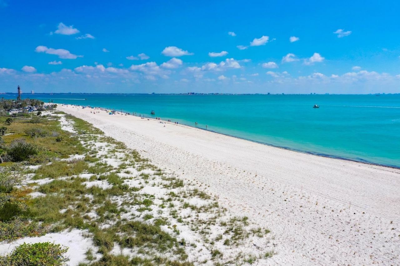 255 Periwinkle Way, Unit 5B, Sanibel, FL 33957 Photo