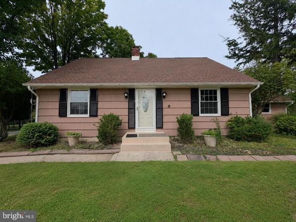 580 VILLAGE RD W, PRINCETON JUNCTION, NJ 08550