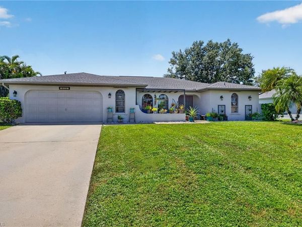 916 SE 21st LN, CAPE CORAL, FL 33990