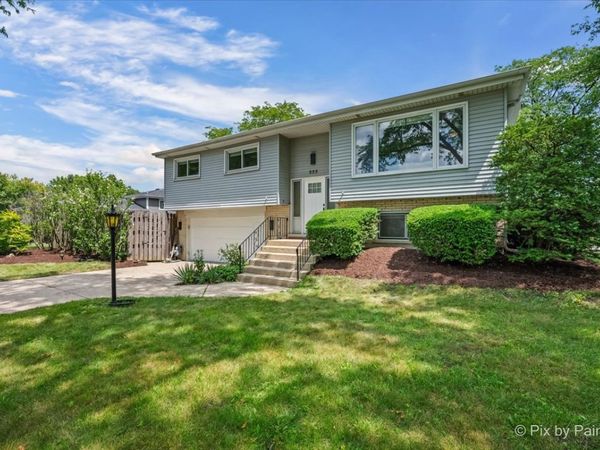 555 Figard Lane , Des Plaines, IL 60016